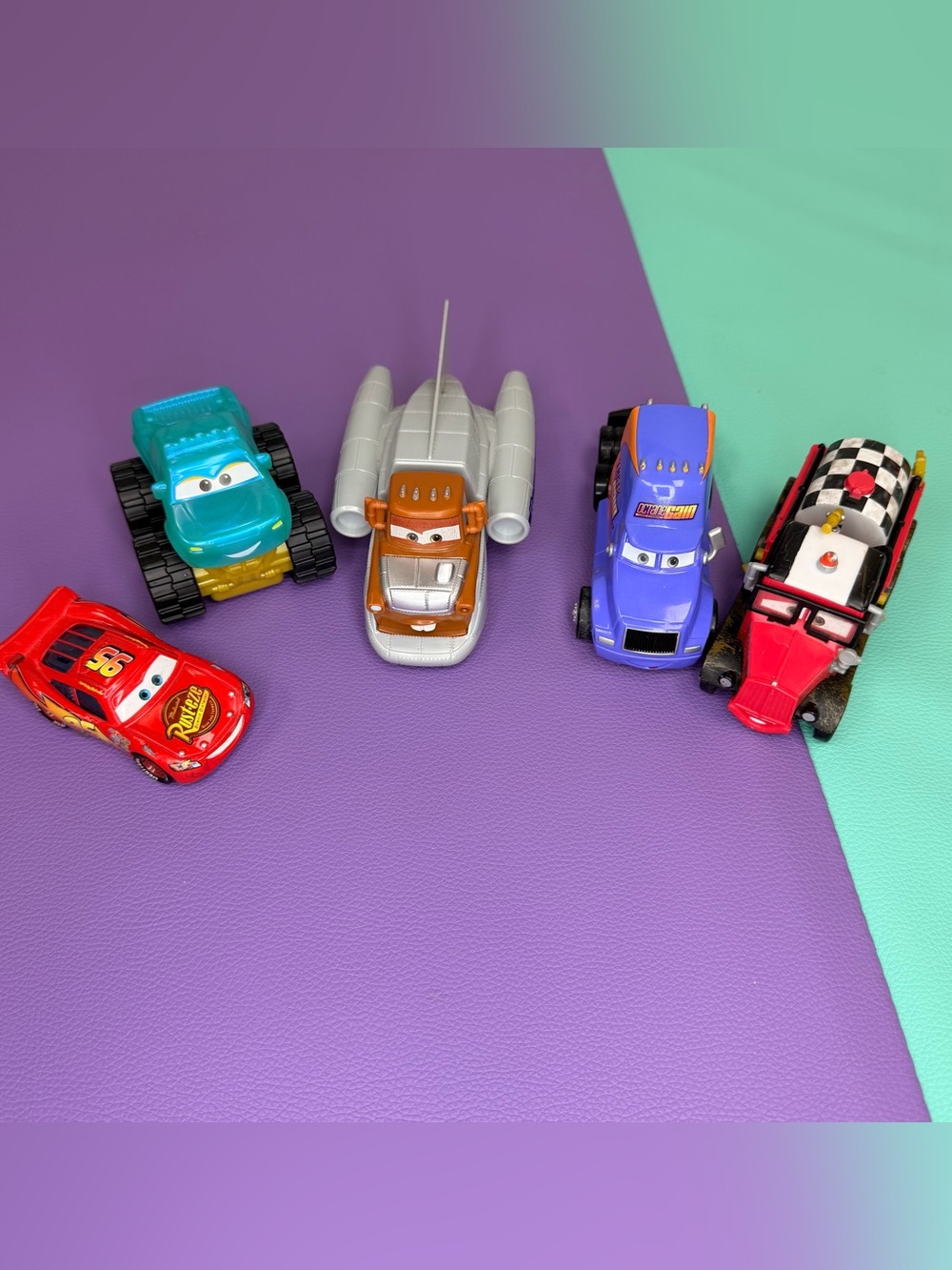 Disney Pixar Cars & Planes Toy Cars Set of 5
Lot